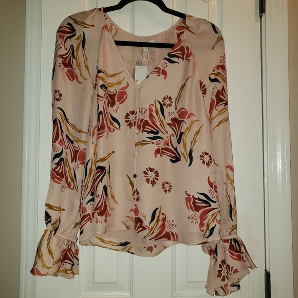 Joie Boyana Silk Blouse - Picture 5 of 6